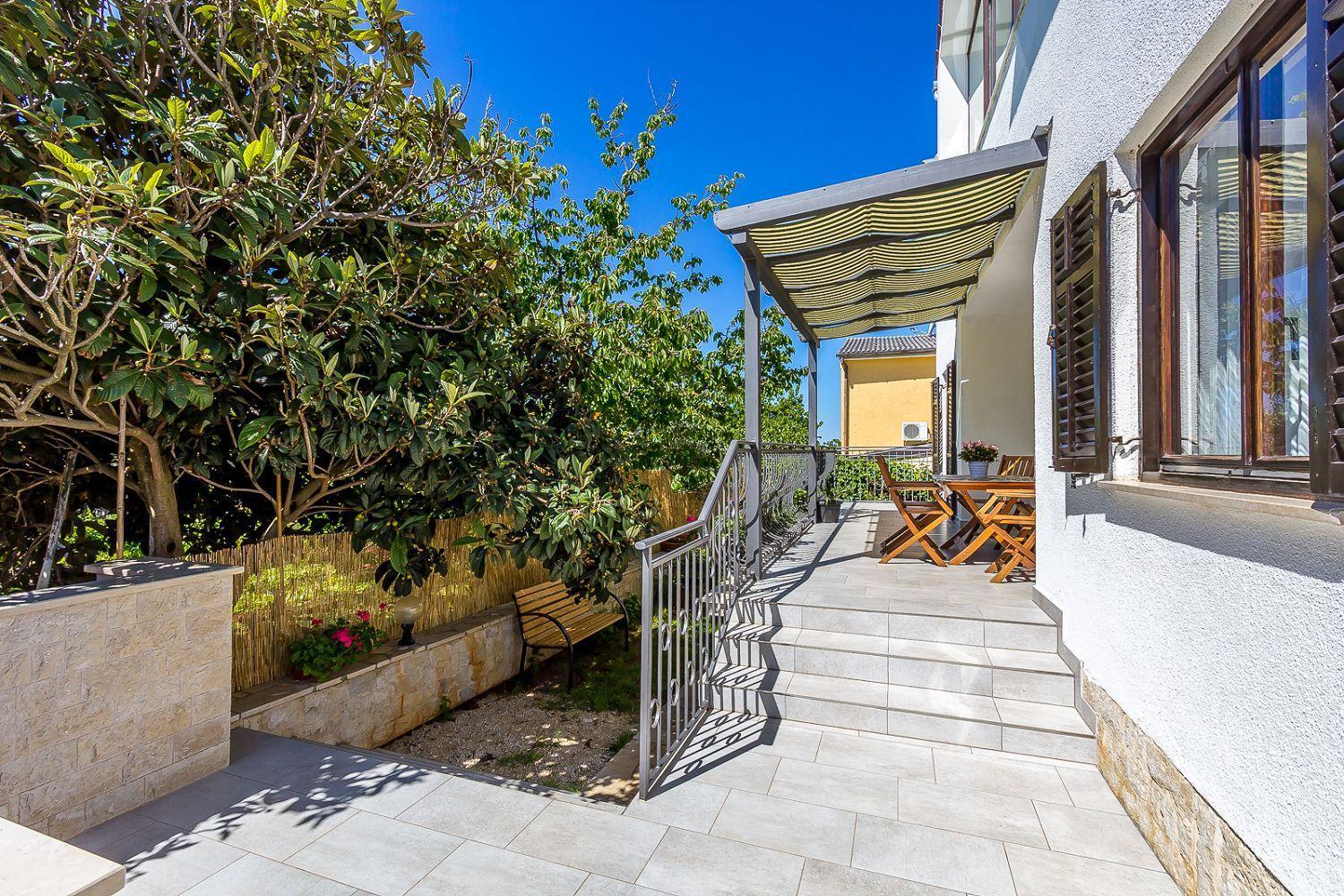 Neu Renovierte Ferienwohnung Mit Klima, Wlan, Terrasse Und Grill Pula Exterior foto