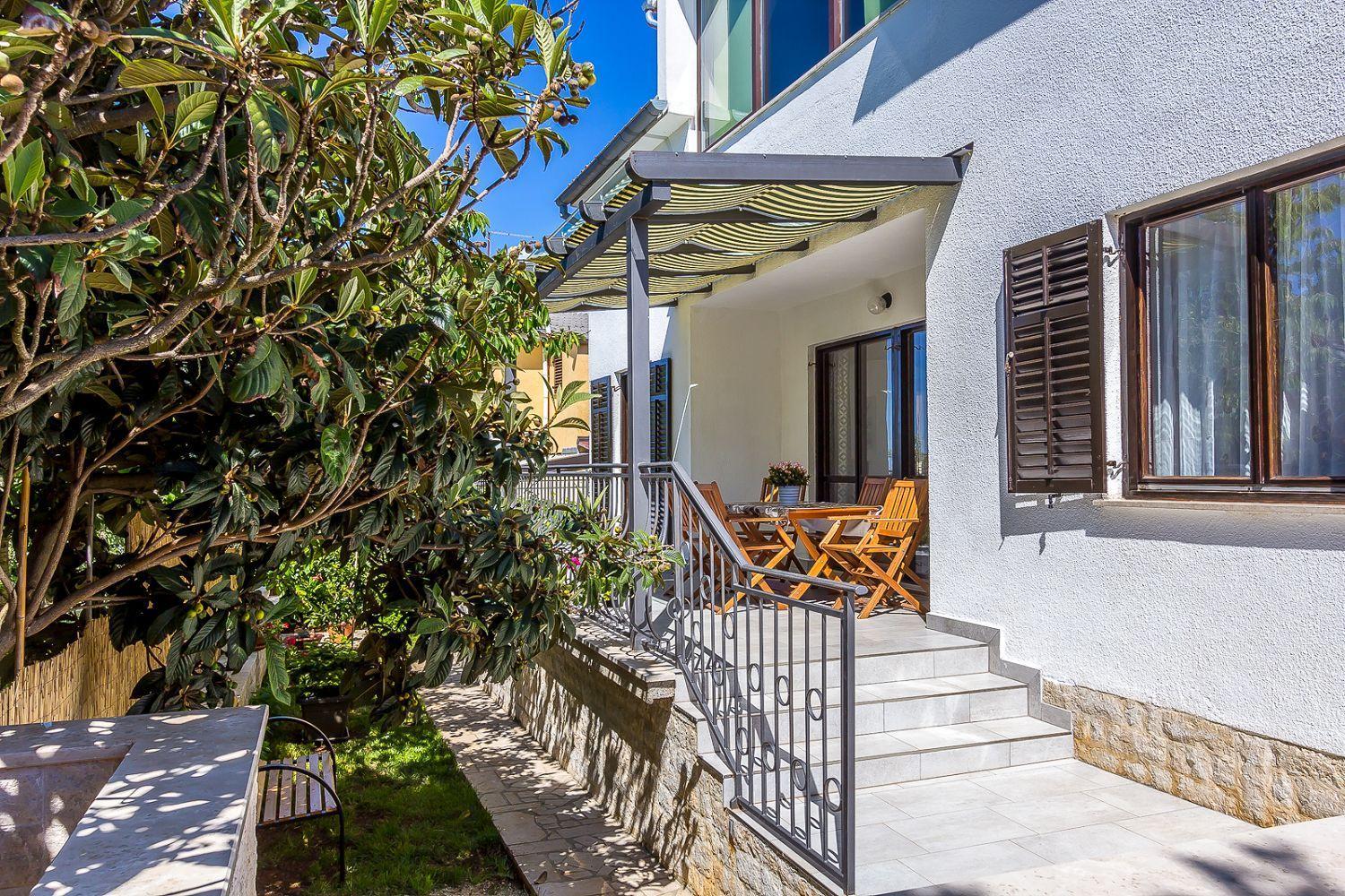 Neu Renovierte Ferienwohnung Mit Klima, Wlan, Terrasse Und Grill Pula Exterior foto